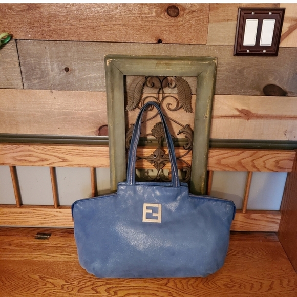 Fendi Blue Metallic Nubuck Medium Chains Tote Bag - Picture 2 of 16